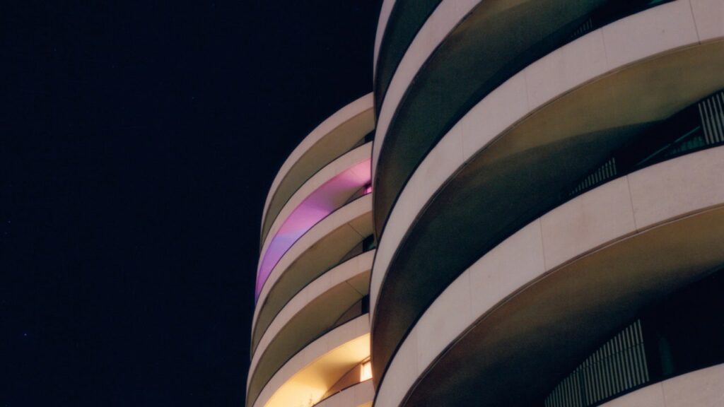 a-teen’s-fatal-plunge-into-the-london-underworld