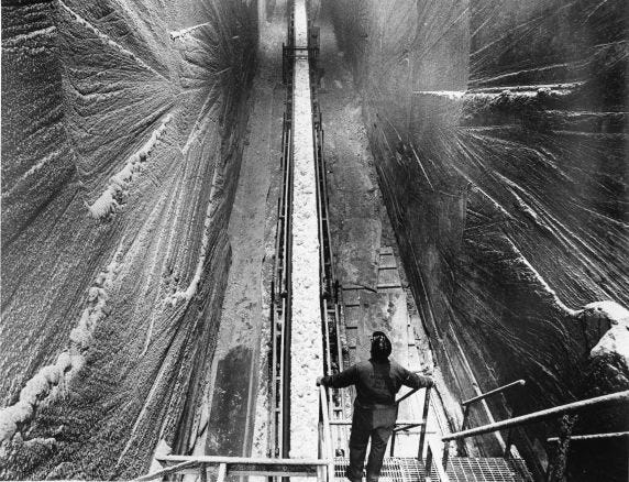 detroit’s-abandoned-tunnel-systems-open-door-to-another-world