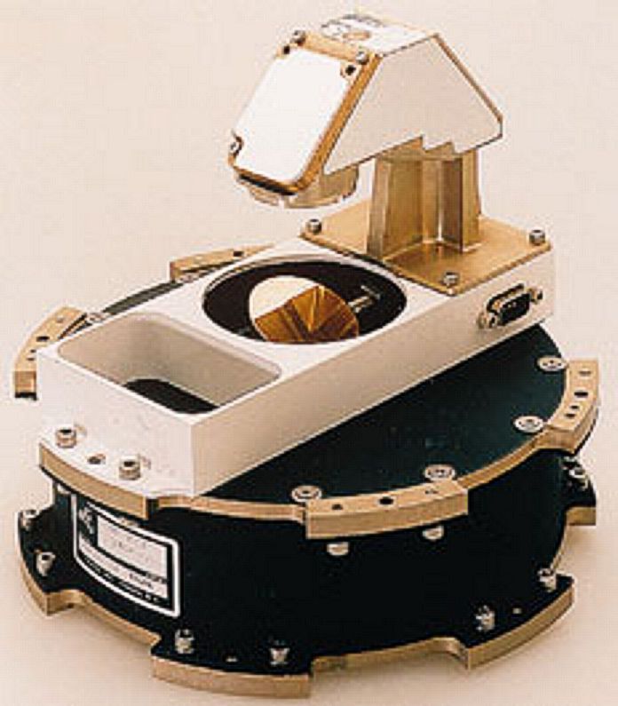 i-designed-a-cube-that-balances-itself-on-a-corner