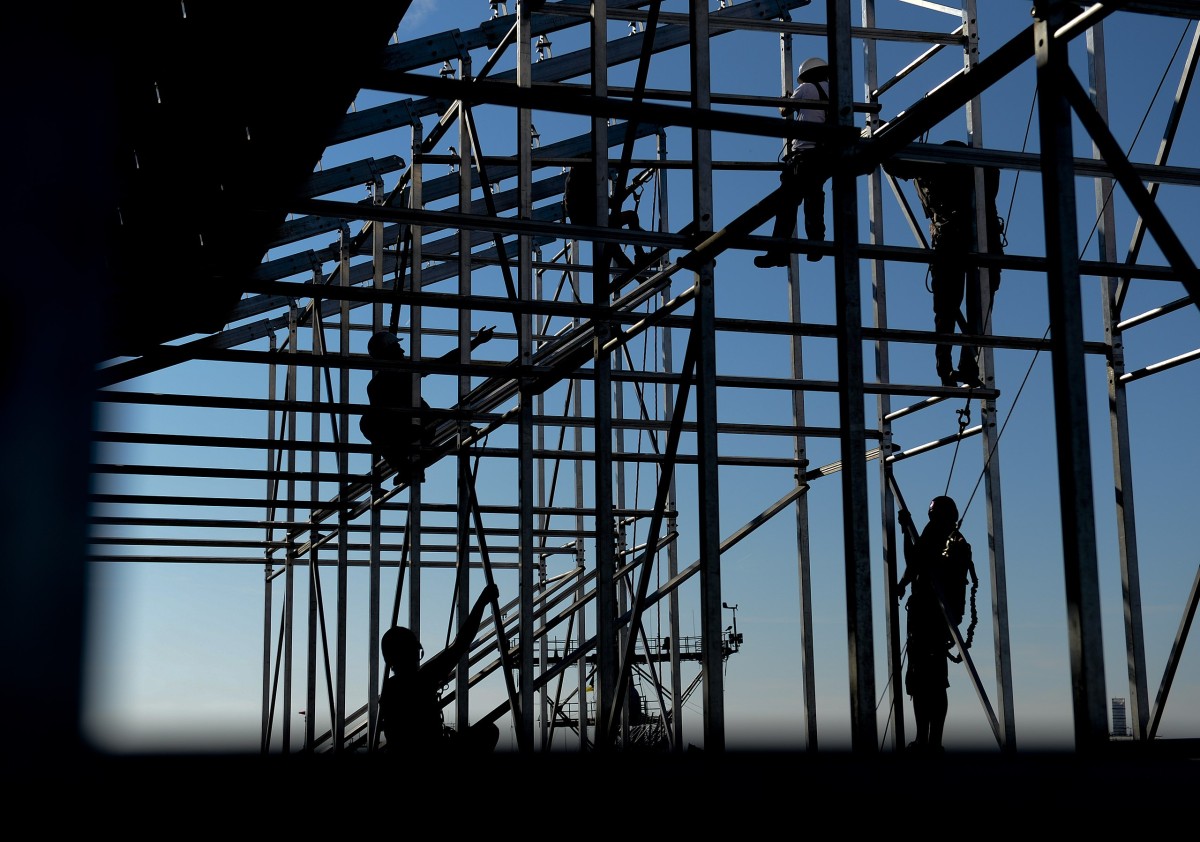 us-federal-reserve-says-its-goal-is-‘to-get-wages-down’-(2022)