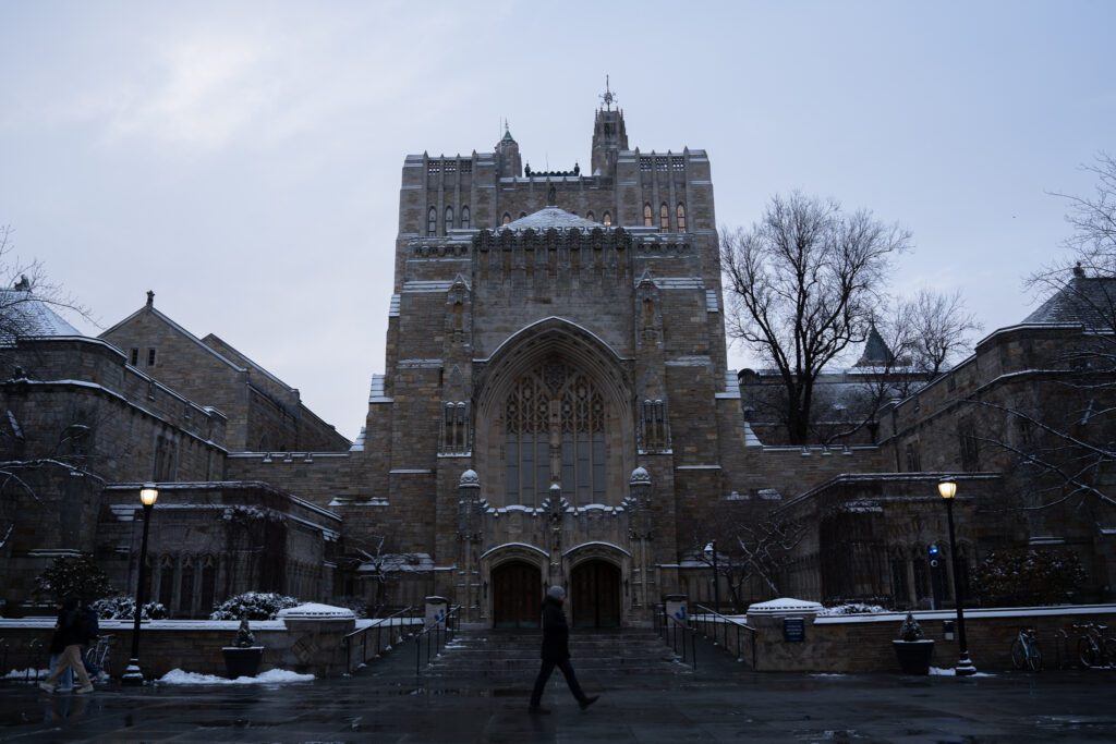 faculty-group-calls-on-yale-to-make-teaching-‘distinct-from-activism’