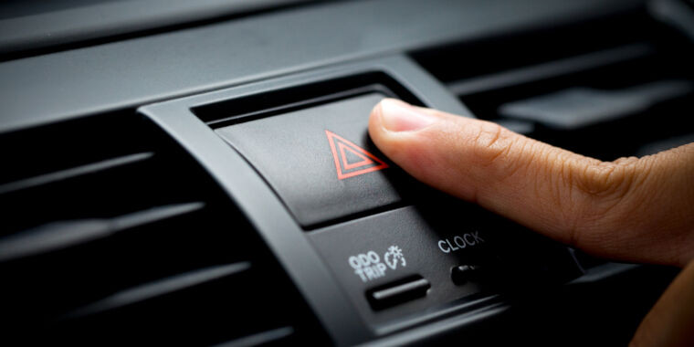 european-crash-tester-says-carmakers-must-bring-back-physical-controls