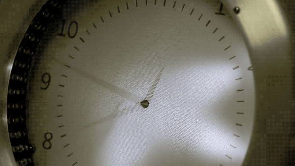 the-life-and-death-of-the-bulbdial-clock