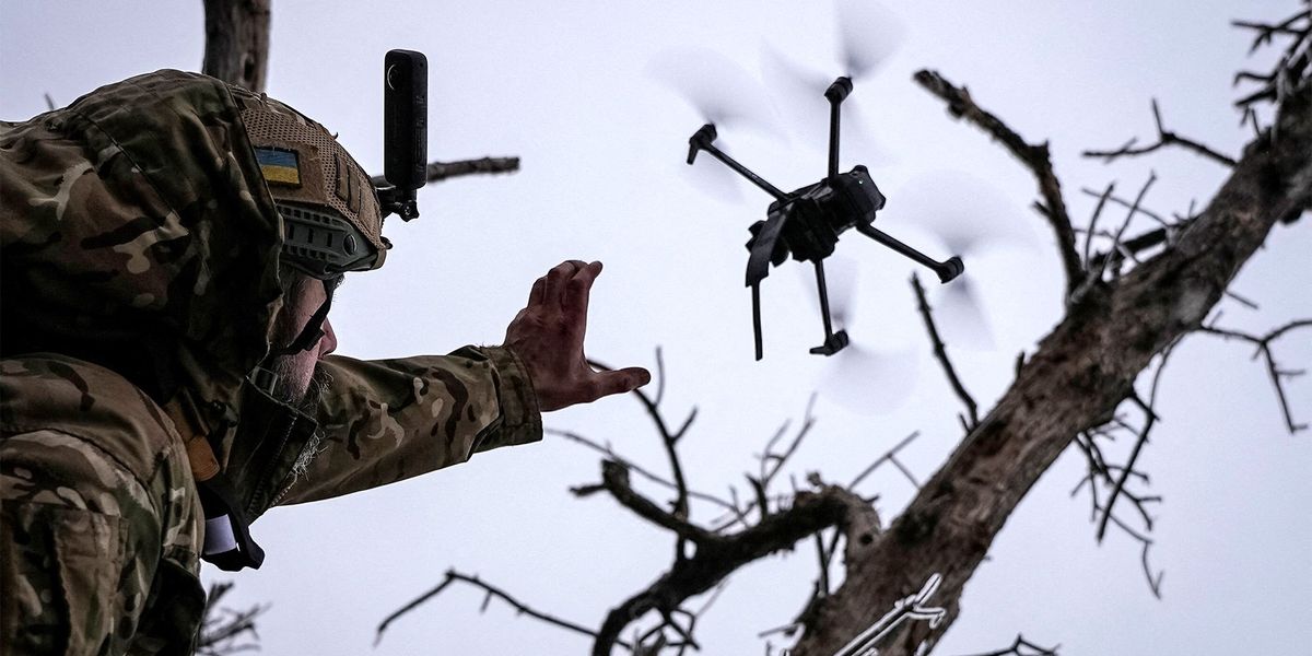ukraine-is-the-first-“hackers’-war”