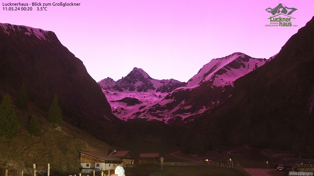 most-of-europe-is-glowing-pink-under-the-aurora