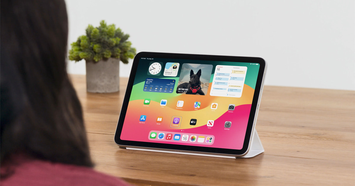 apple-announces-new-accessibility-features,-including-eye-tracking