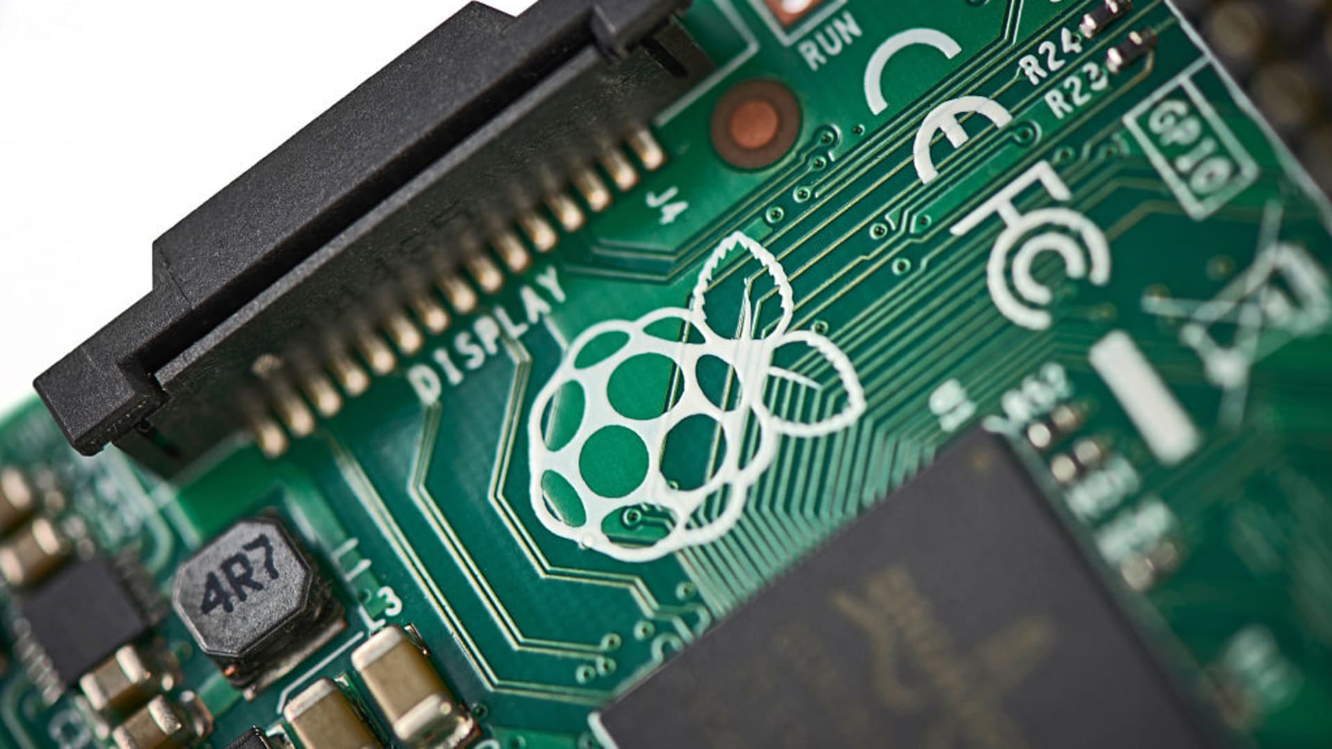 computing-firm-raspberry-pi-pops-31%-in-rare-london-market-debut