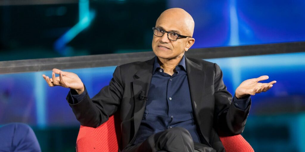 microsoft-insiders-worry-the-company-has-become-just-‘it-for-openai’