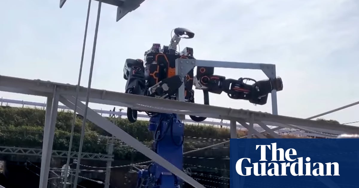 japan-introduces-enormous-humanoid-robot-to-maintain-train-lines