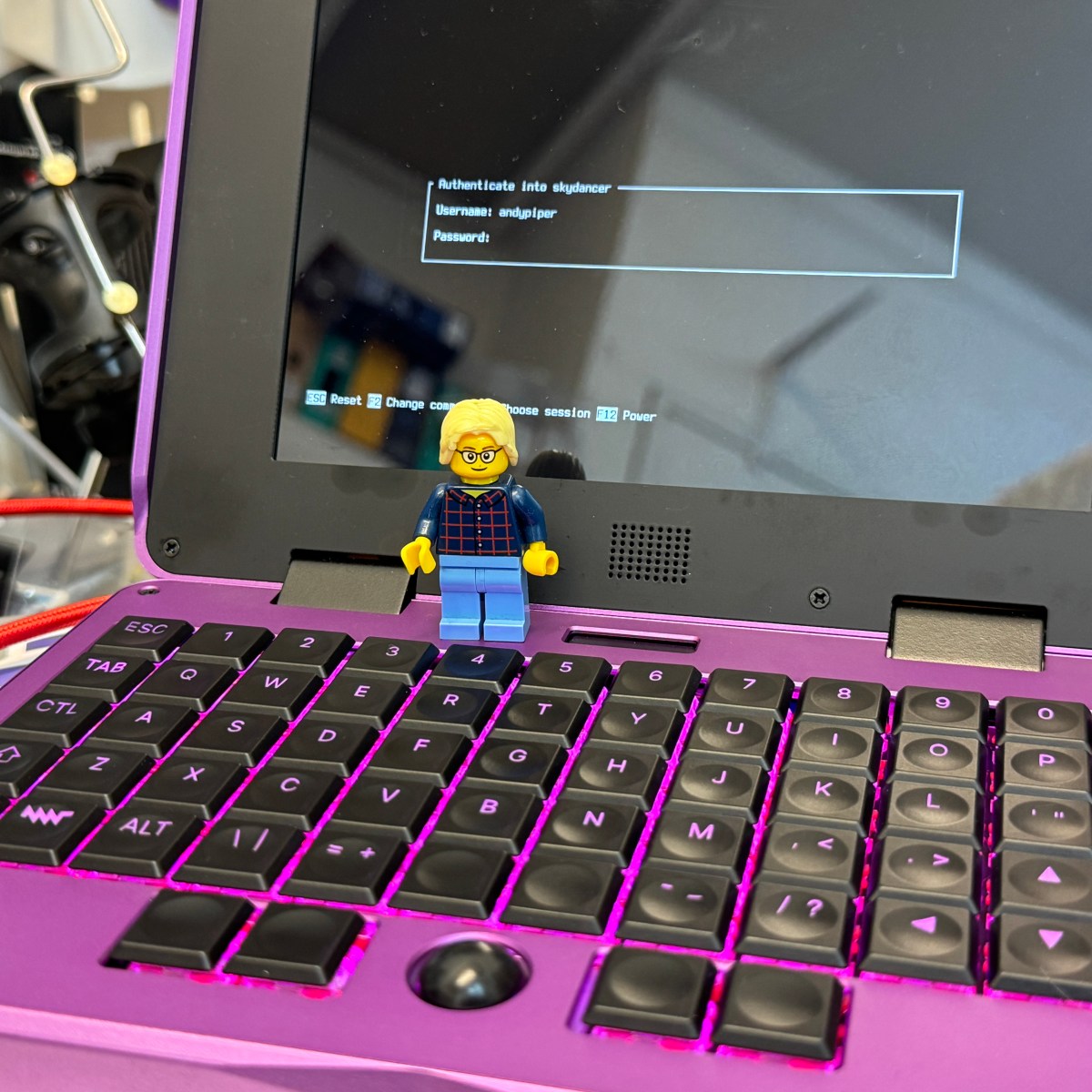 mnt-pocket-reform-first-impressions-and-hardware