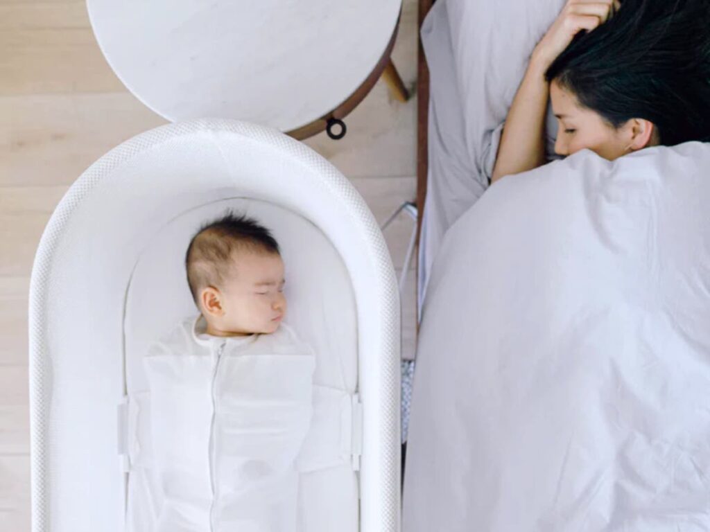parents-outraged-at-snoo-after-smart-bassinet-company-charges-fee-to-rock-crib