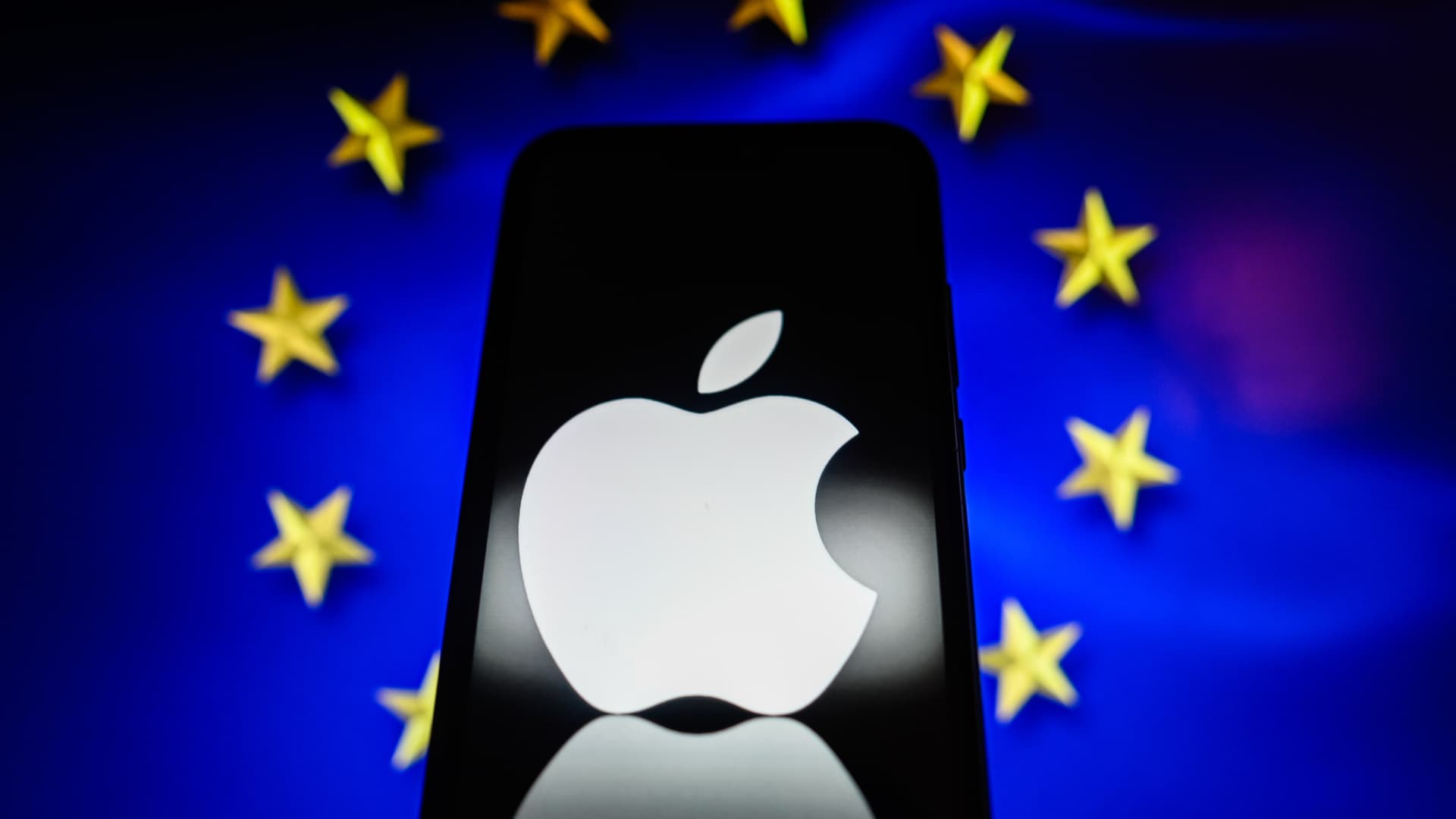 tech-apple-loses-eu-court-battle-over-13b-euro-tax-bill-in-ireland