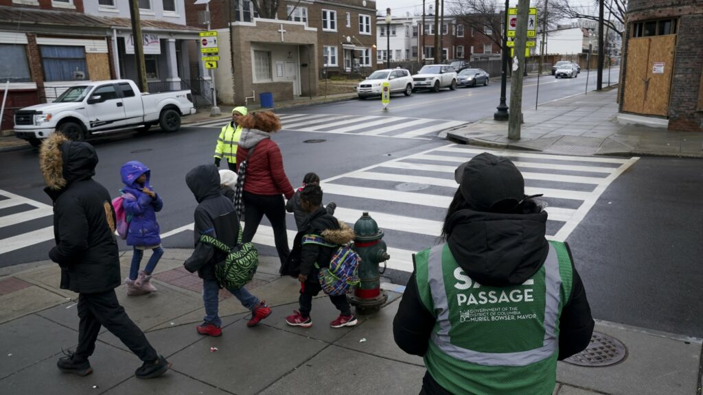 london-saw-a-surprising-benefit-to-ultra-low-emissions-zone:-more-active-kids