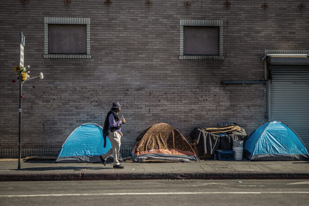 california-fails-to-track-its-homelessness-spending-or-results,-a-new-audit-says