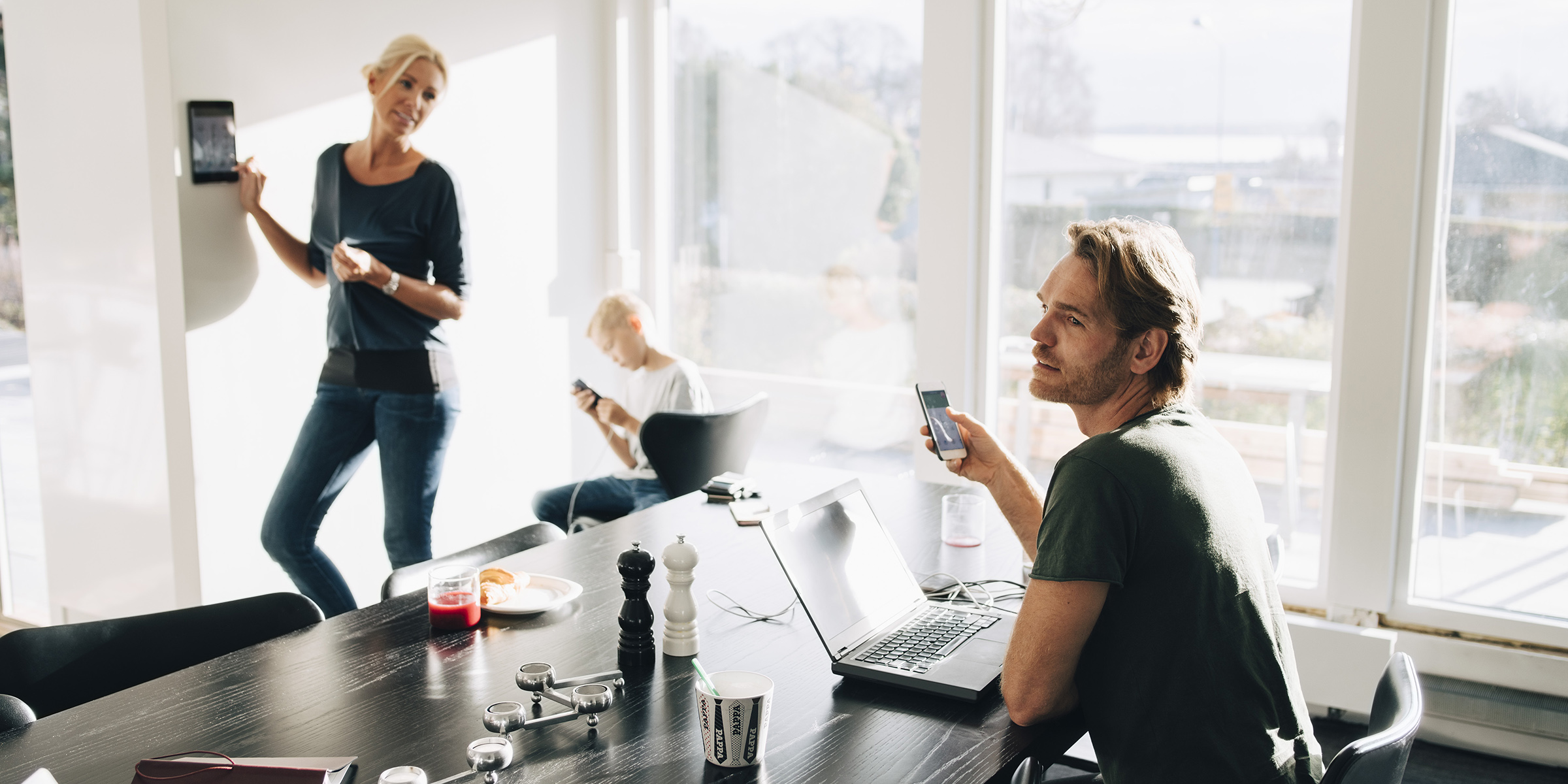 the-rise-of-digital-housekeeping:-the-hidden-work-of-smart-technology