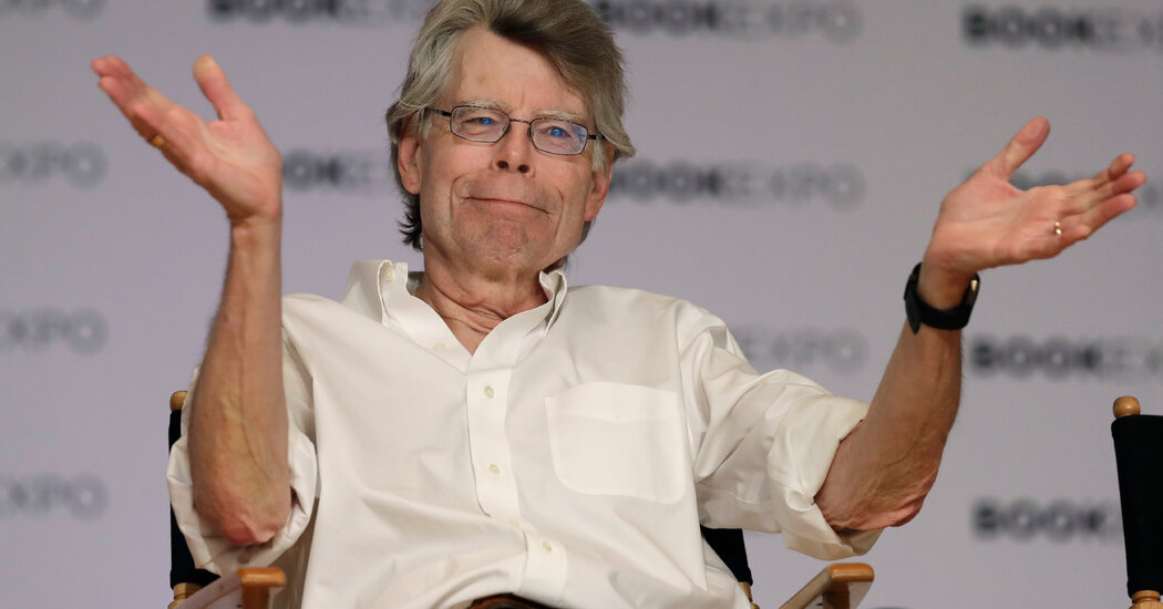 stephen-king-to-shut-down-his-3-radio-stations-in-maine