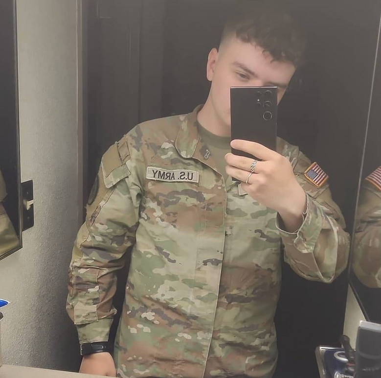 us.-army-soldier-arrested-in-at&t,-verizon-extortions