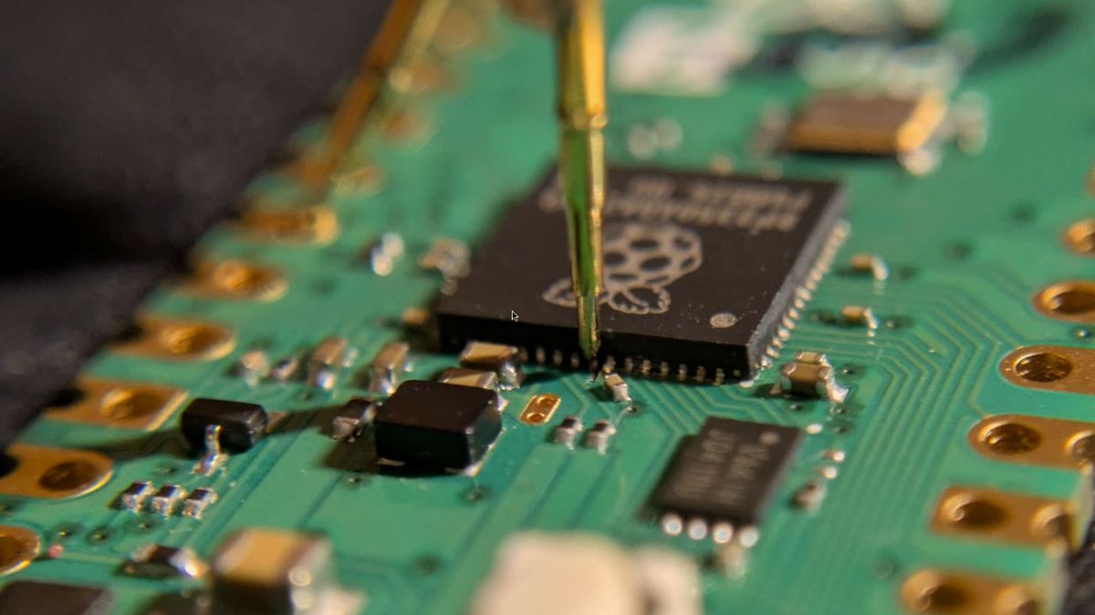 hacker-gains-access-to-the-rp2350-otp-secret-by-glitching-the-risc-v-cores