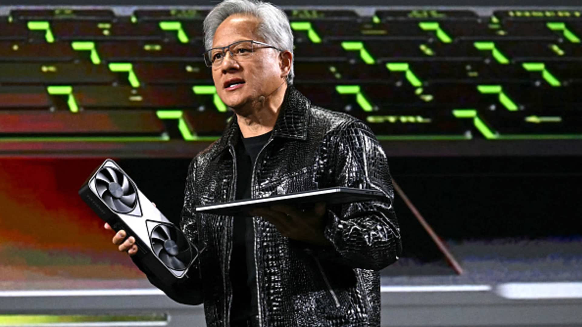 nvidia-sheds-almost-$600b-in-market-cap,-biggest-one-day-loss-in-us-history