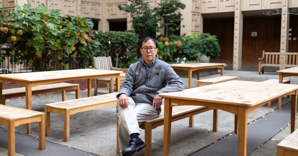 when-this-professor-got-cancer,-he-didn’t-quit.-he-taught-a-class-about-it