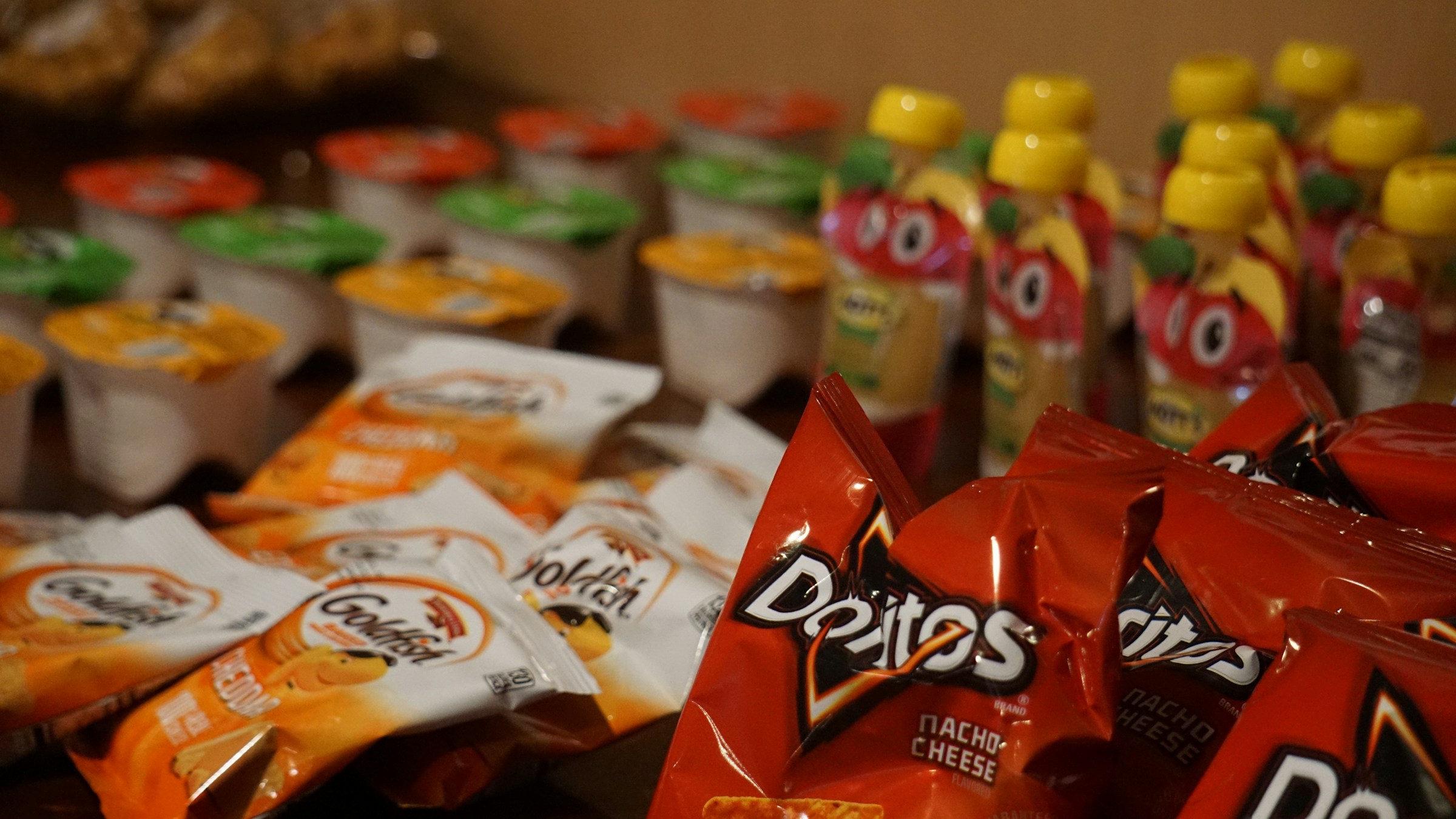 california-bill-aims-to-phase-out-harmful-ultra-processed-foods-in-schools