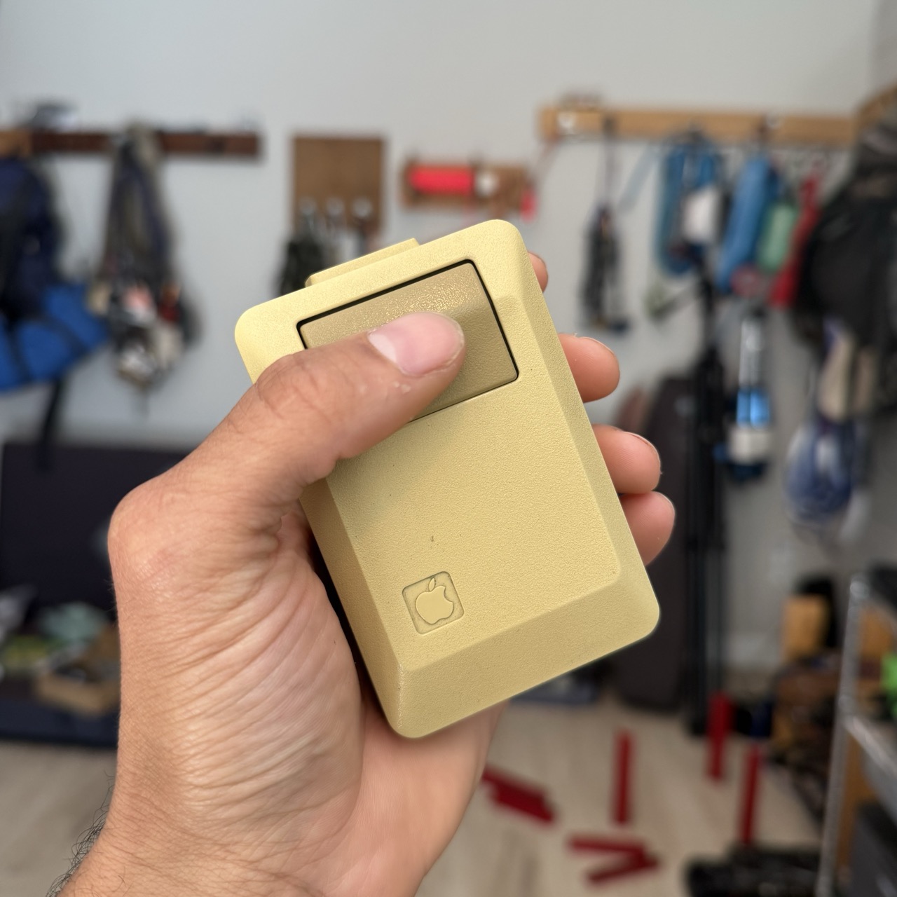 i-turned-a-40-year-old-apple-mouse-into-a-speech-to-text-button