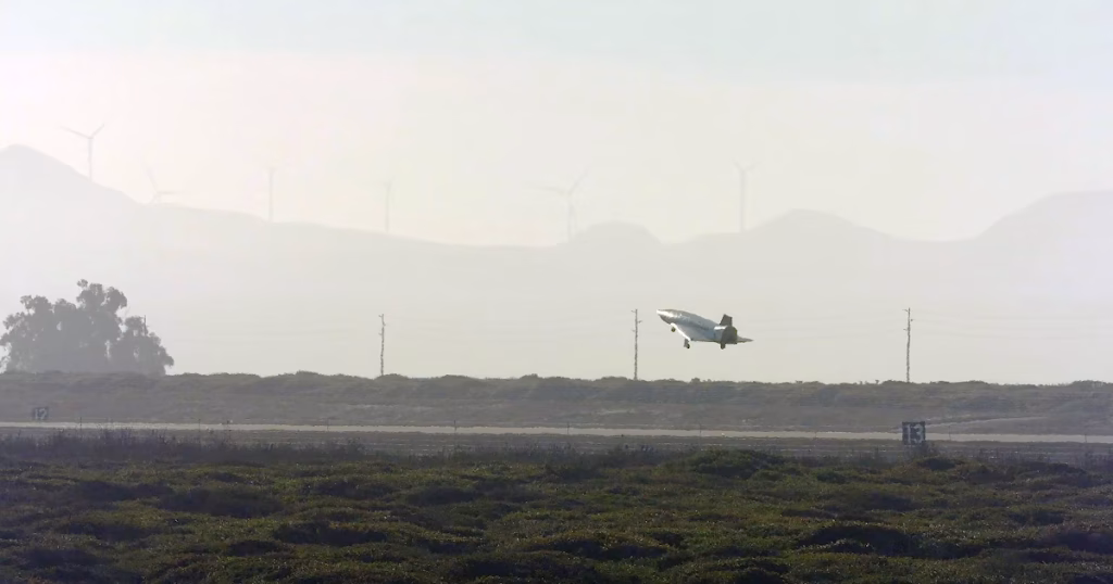 stratolaunch-successfully-completes-reusable-hypersonic-flight-and-recovery