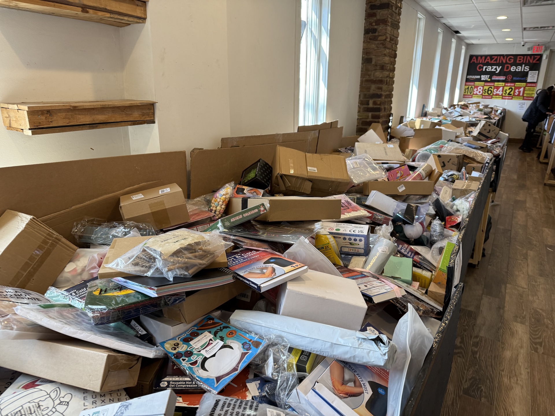 seven-days-at-the-bin-store