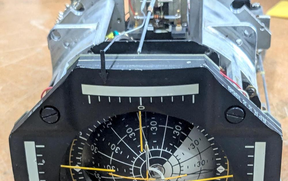inside-the-apollo-“8-ball”-fdai-(flight-director-/-attitude-indicator)