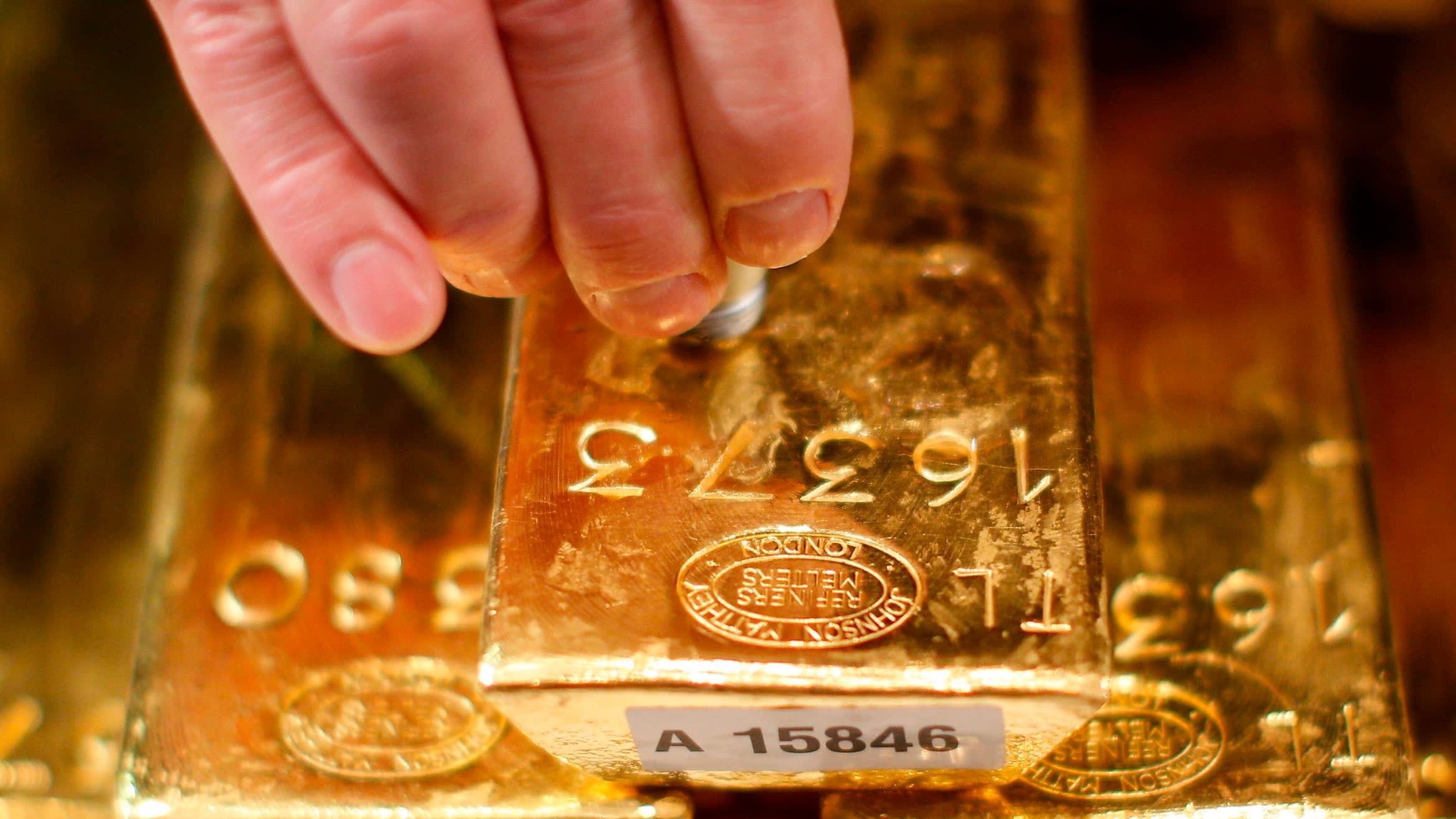 germany-and-italy-pressed-to-bring-$245b-of-gold-home-from-us