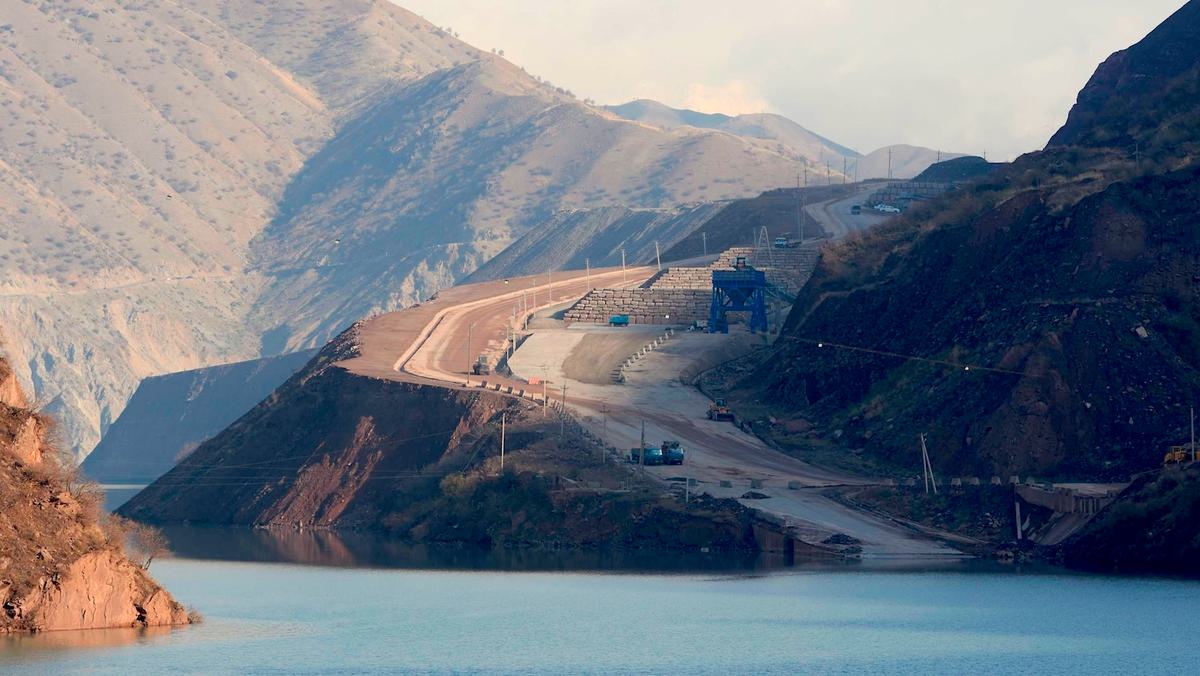 in-a-major-reversal,-the-world-bank-is-backing-mega-dams-(2024)