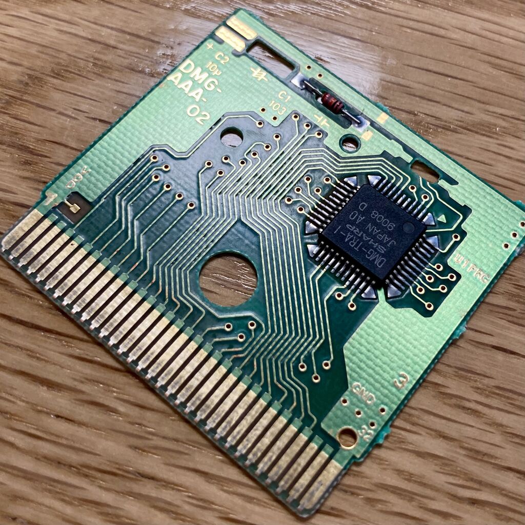 more-than-you-wanted-to-know-about-how-game-boy-cartridges-work
