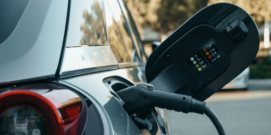 how-much-do-electric-car-batteries-degrade?