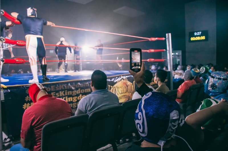 apple-vs.-facebook-is-kayfabe