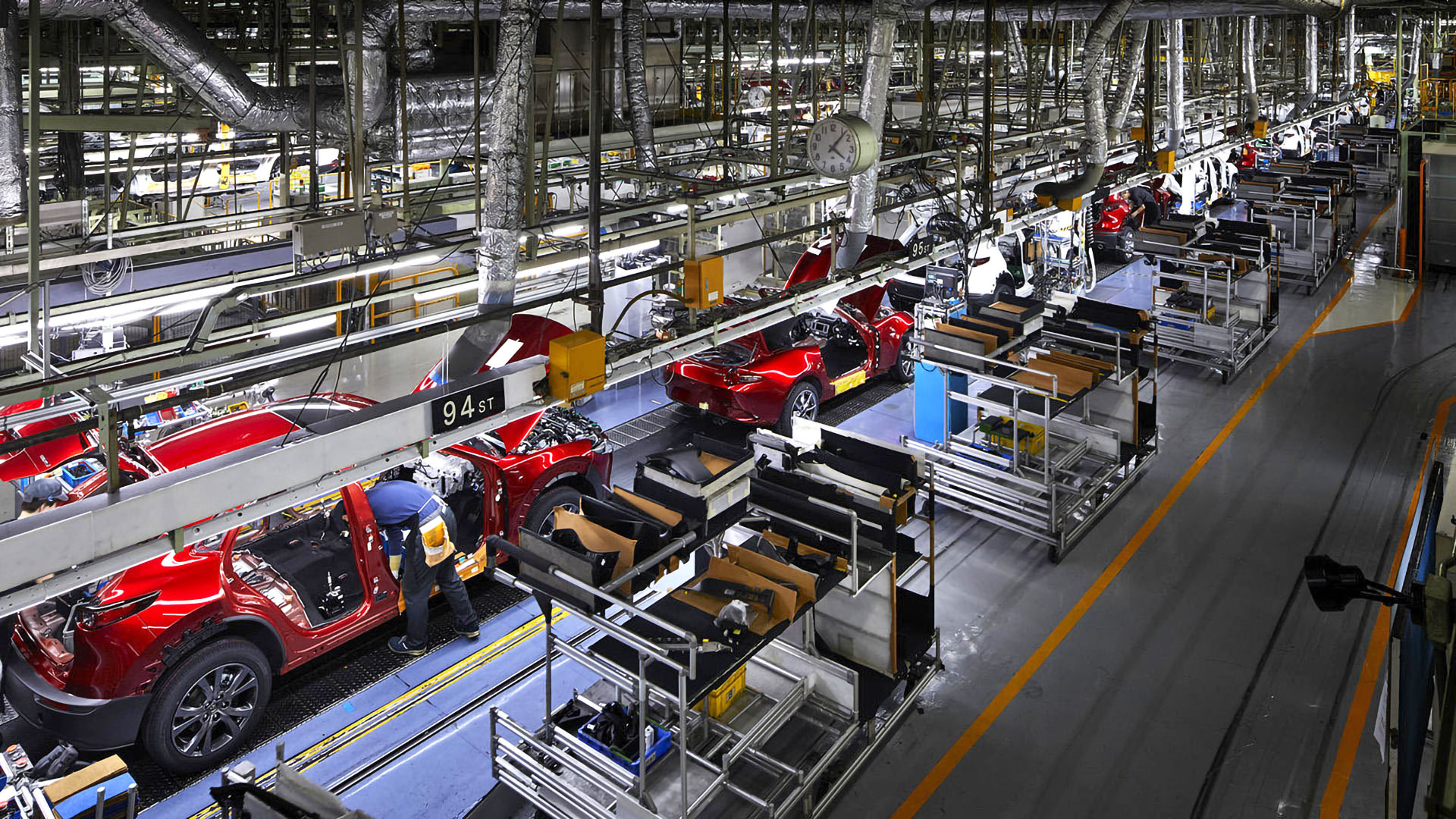toyota-is-recycling-old-ev-batteries-to-help-power-mazda’s-production-line