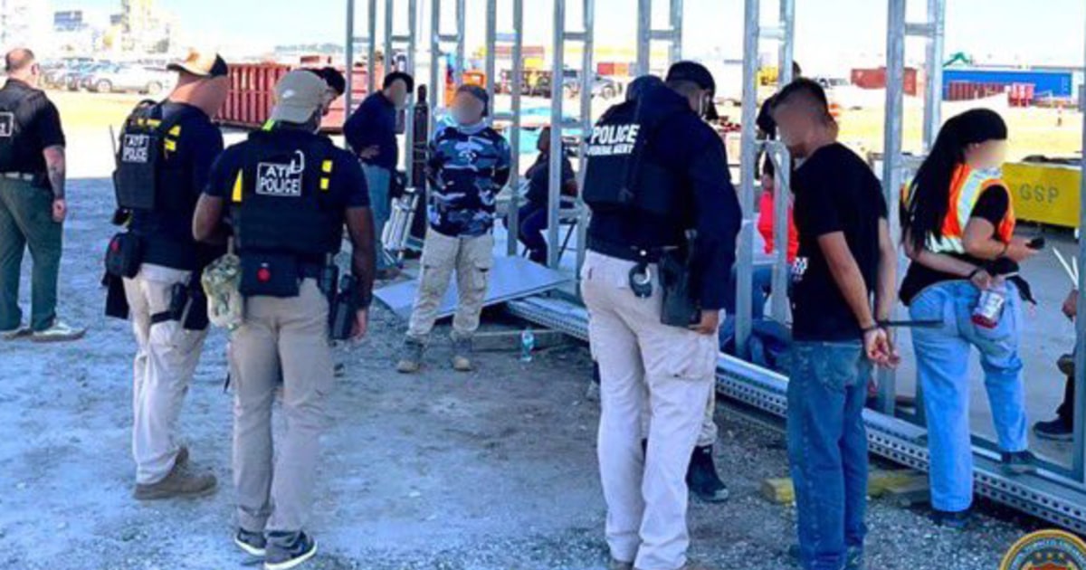 south-korean-workers-detained-in-hyundai-plant-raid-to-be-freed-and-flown-home