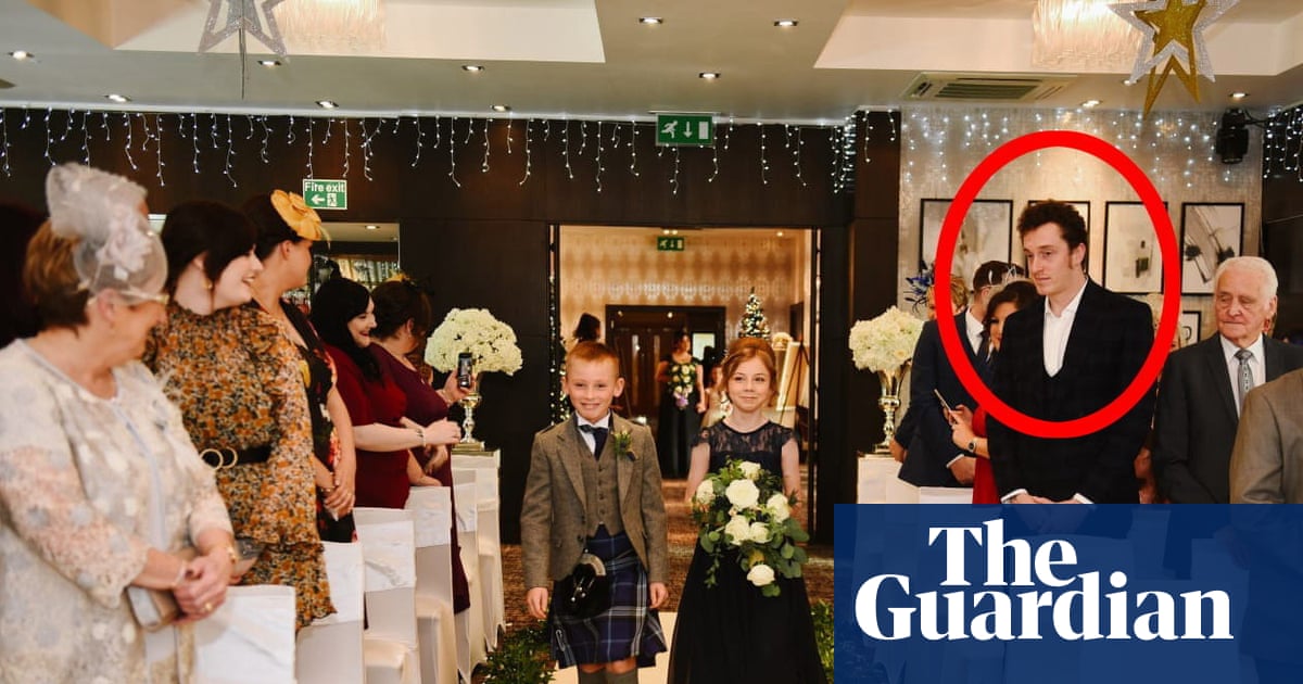 ‘someone-must-know-this-guy’:-four-year-wedding-crasher-mystery-solved