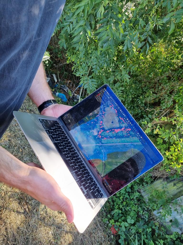 can-a-model-trained-on-satellite-data-really-find-brambles-on-the-ground?