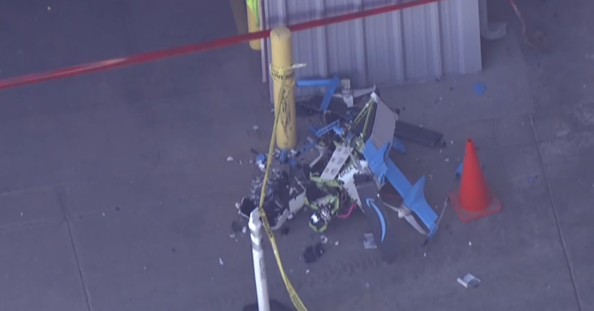 two-amazon-delivery-drones-crash-into-crane-in-commercial-area-of-tolleson,-az