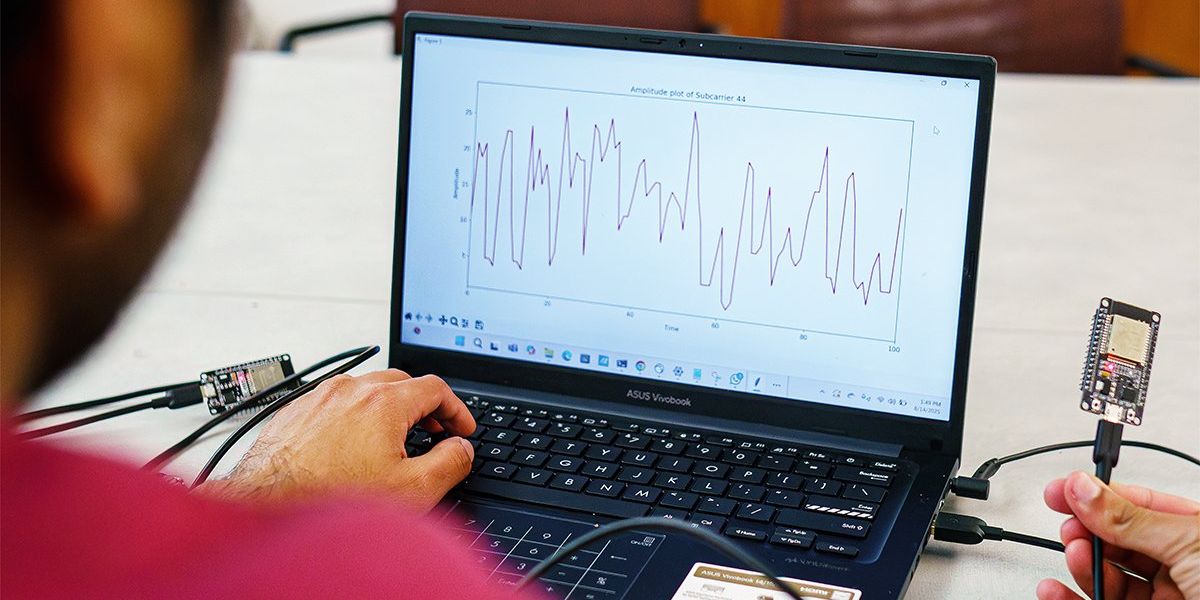 wi-fi-signal-tracks-heartbeat-without-wearables