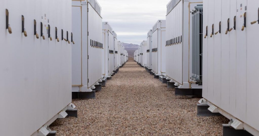 california-invests-in-battery-energy-storage,-leaving-rolling-blackouts-behind