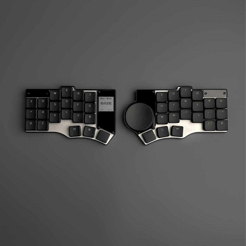 toucan-wireless-split-keyboard-with-touchpad