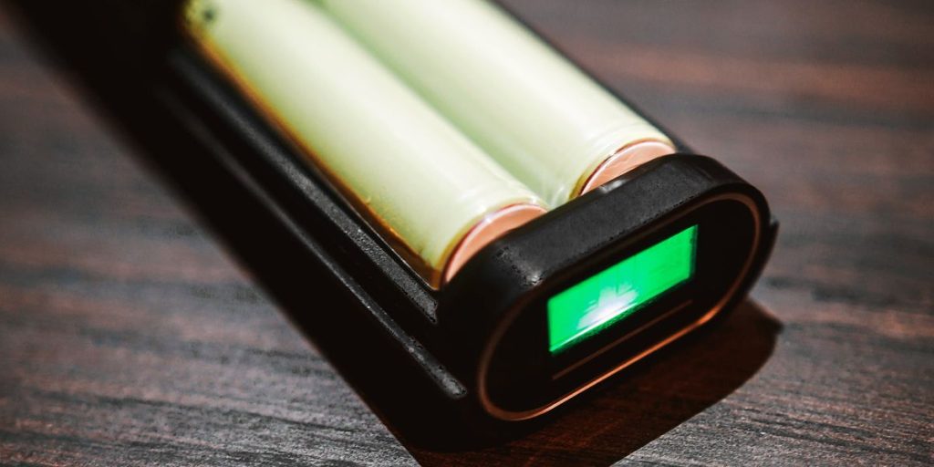 how-to-spot-a-counterfeit-lithium-ion-battery