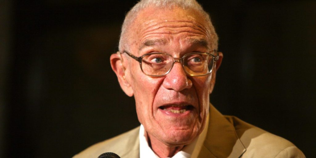 thousands-of-ceos-just-admitted-ai-had-no-impact-on-employment-or-productivity