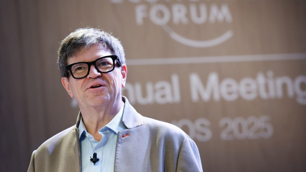 yann-lecun’s-ai-startup-raises-$1b-in-europe’s-largest-ever-seed-round