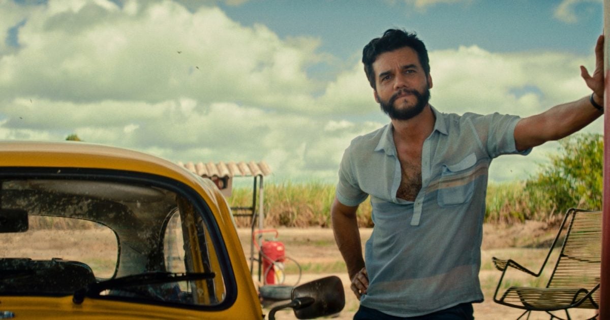 ’the-secret-agent’:-exploring-a-vibrant,-yet-violent-brazil-(2025)