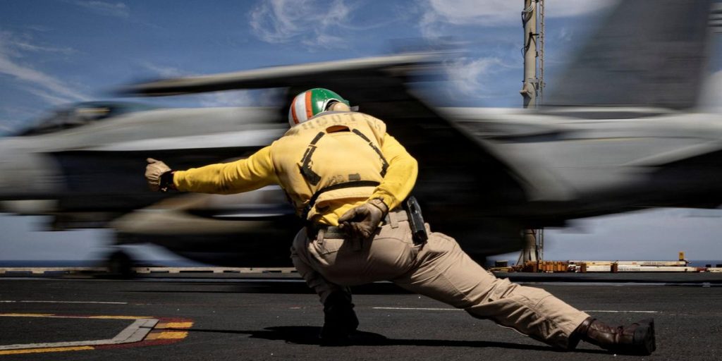 why-the-us-navy-won’t-blast-the-iranians-and-’open’-strait-of-hormuz