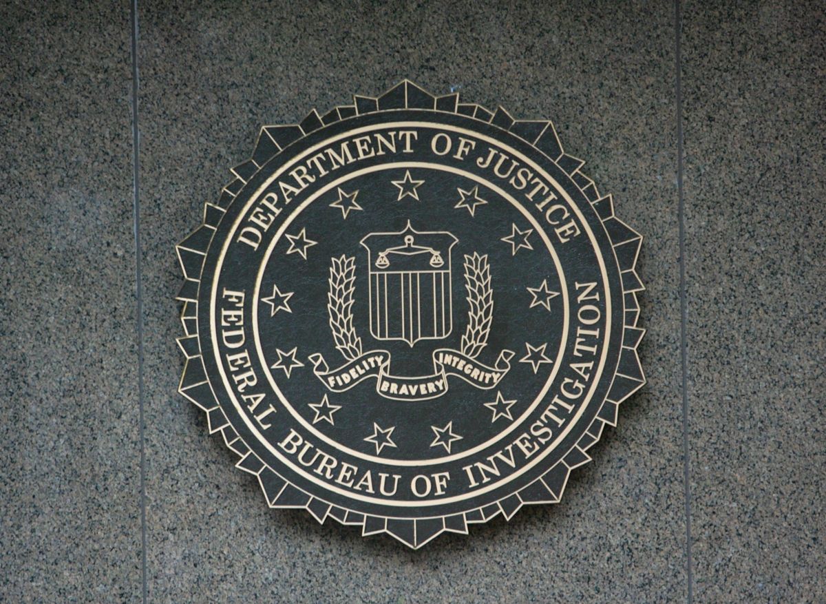 the-fbi-wants-to-buy-nationwide-access-to-license-plate-readers