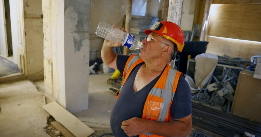 europe’s-largest-unions-demand-right-to-cancel-work-on-days-above-30c
