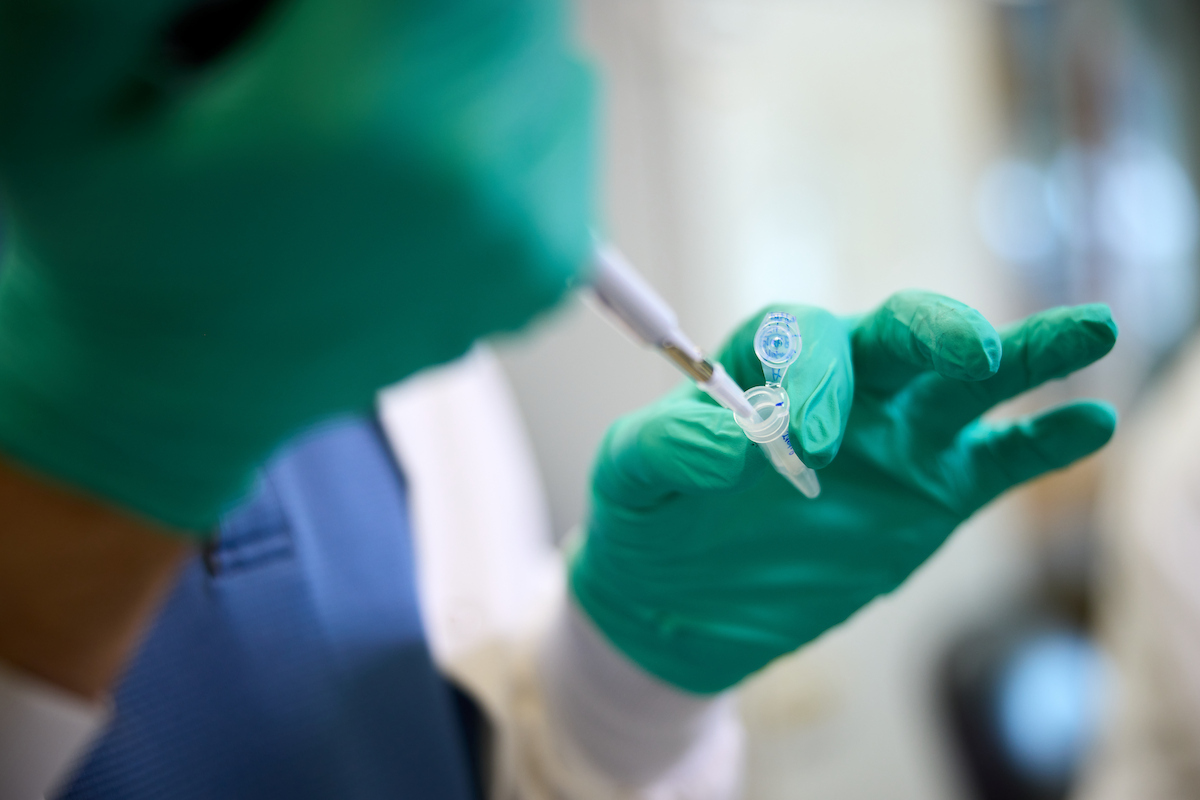 fda-clears-blood-test-to-aid-evaluation-for-alzheimer’s-disease